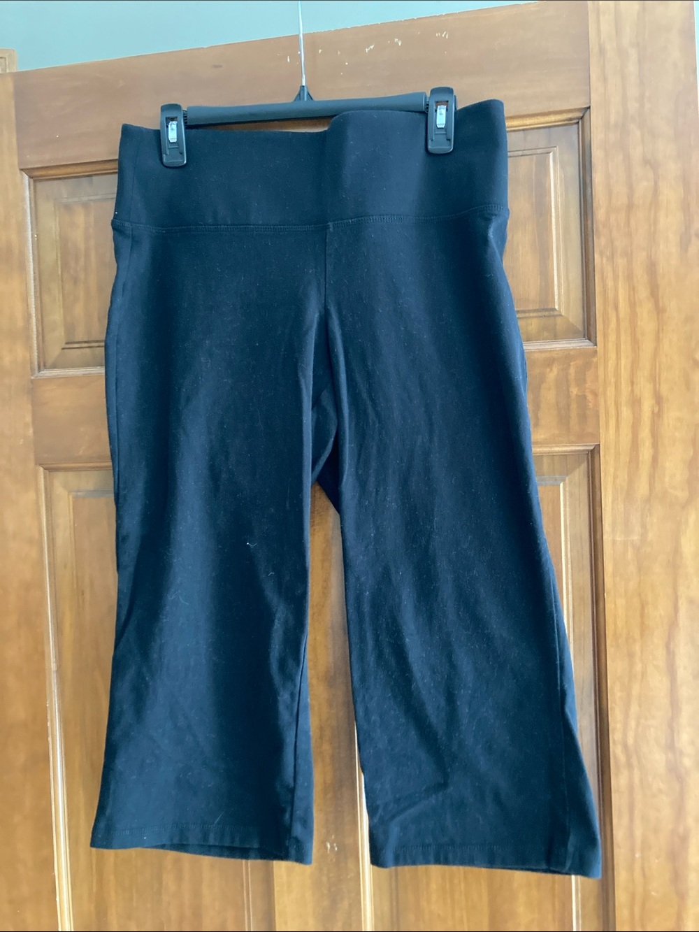 Livi Active Black Capri Stretch Pants